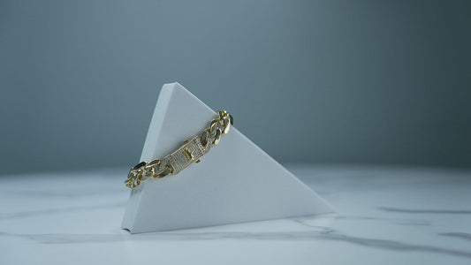 How Gold Jewelry Is Made: Discover the Art Behind Timeless Brilliance