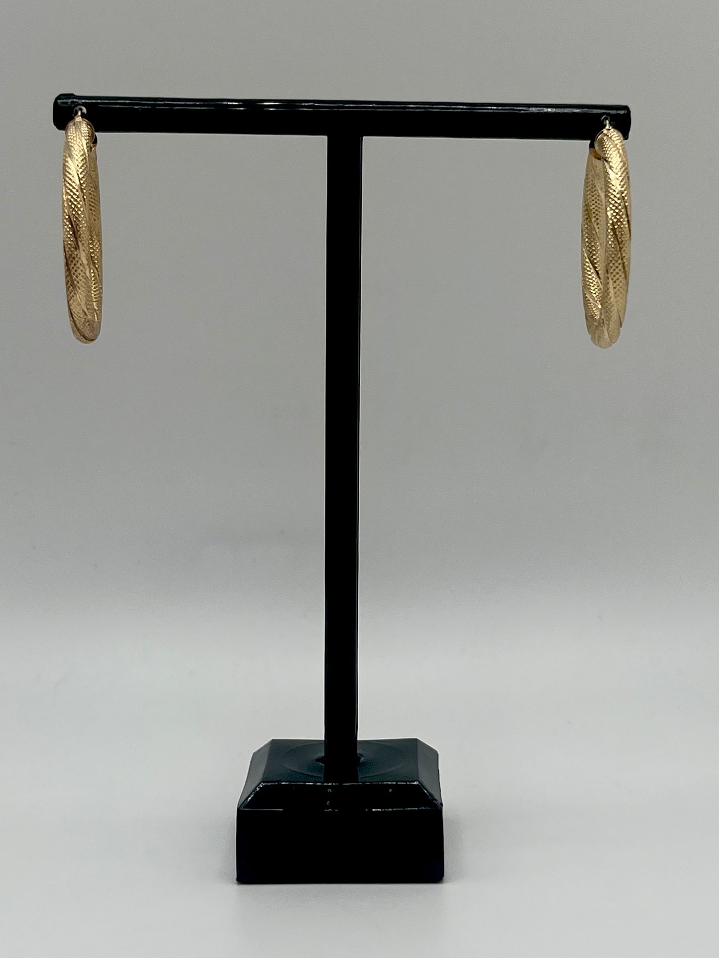 10K Hoop Earrings 2.2 g