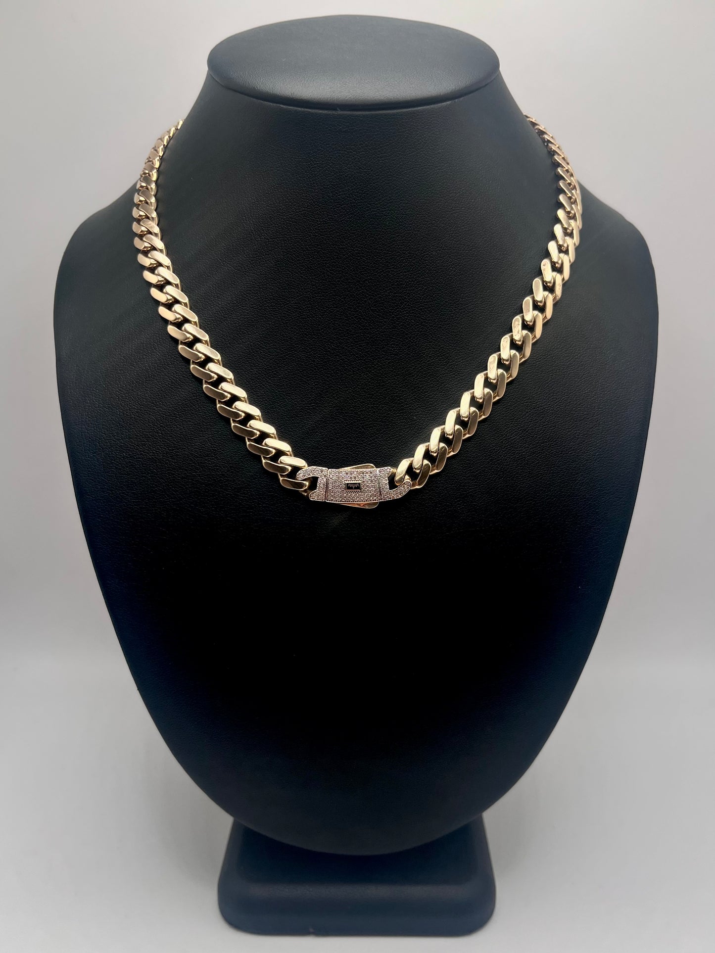 Monaco Chain Classic Pavé Lock 14K 22.5 g
