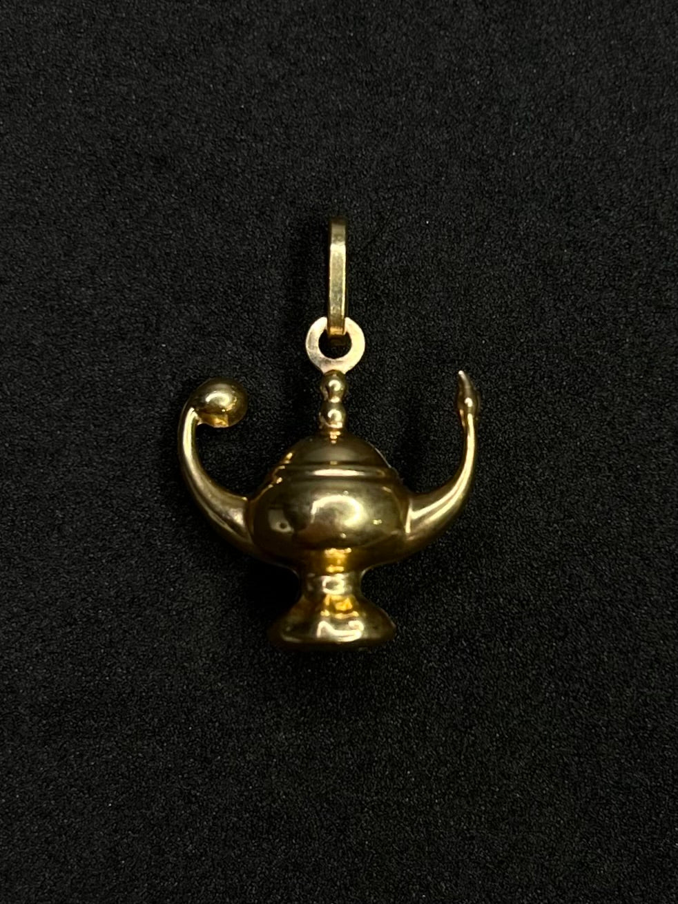 14K Lamp Pendant 1.4g