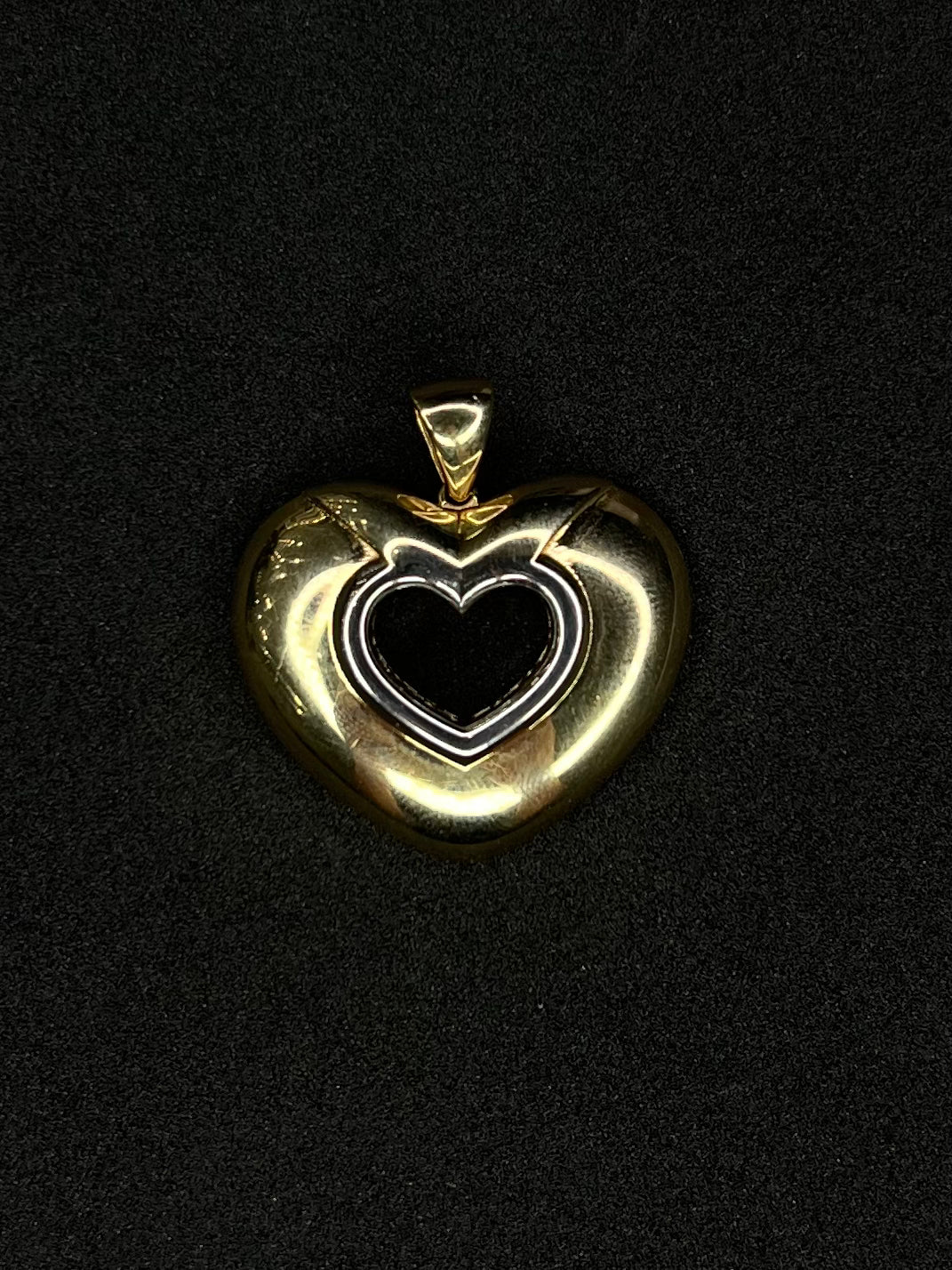 14K Heart Pendant 4.6 g