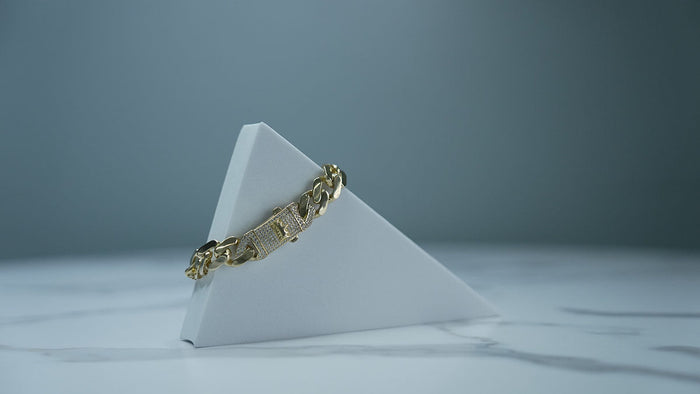 How Gold Jewelry Is Made: Discover the Art Behind Timeless Brilliance