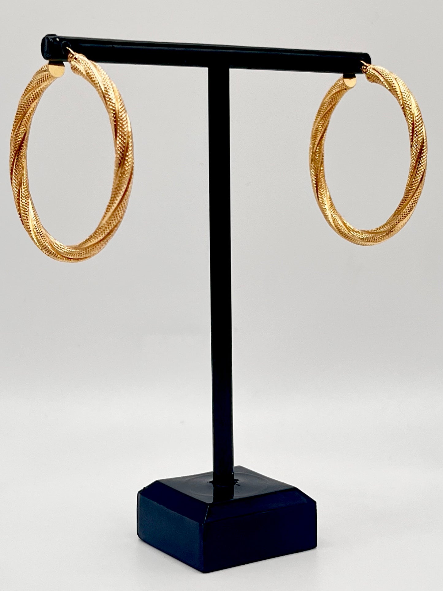 10K Hoop Earrings  4g