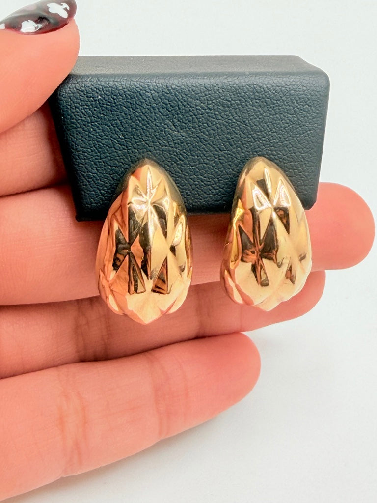 Aretes 14K Weight 3.9 g