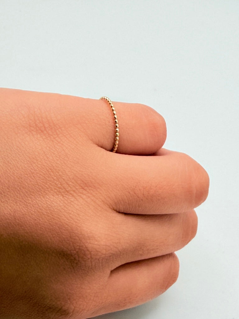 Anillo M 10K Weight 0.5 g