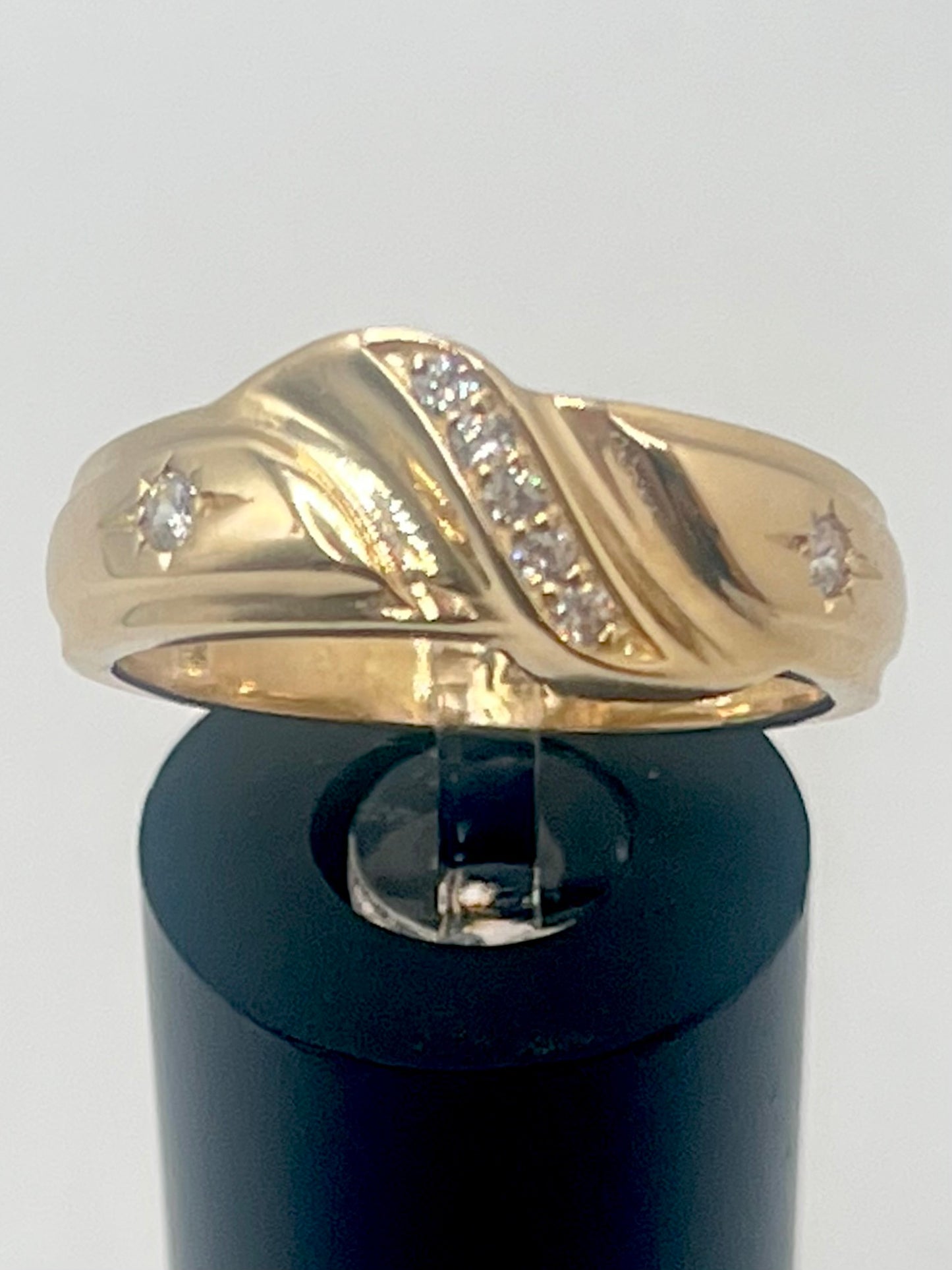 Men’s Engagement Ring 14K  5.6 g