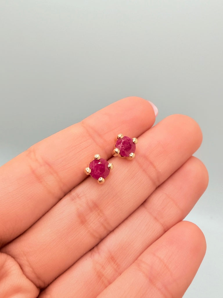 Aretes 14K Rubi 1 g