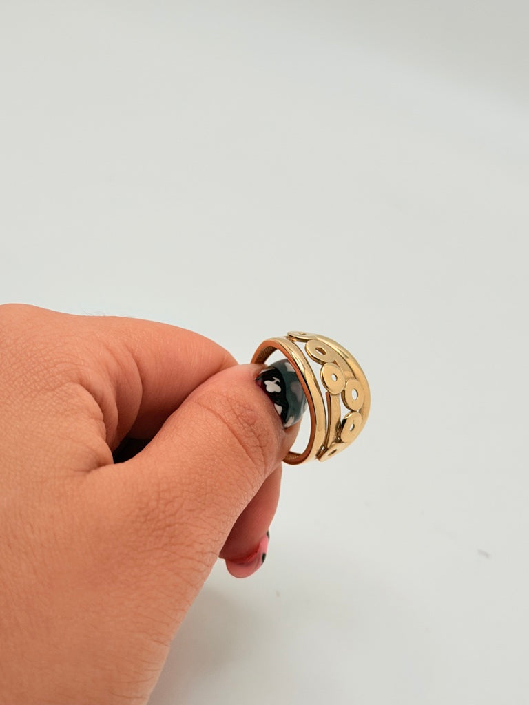Anillo M 10K Weight 3.1 g
