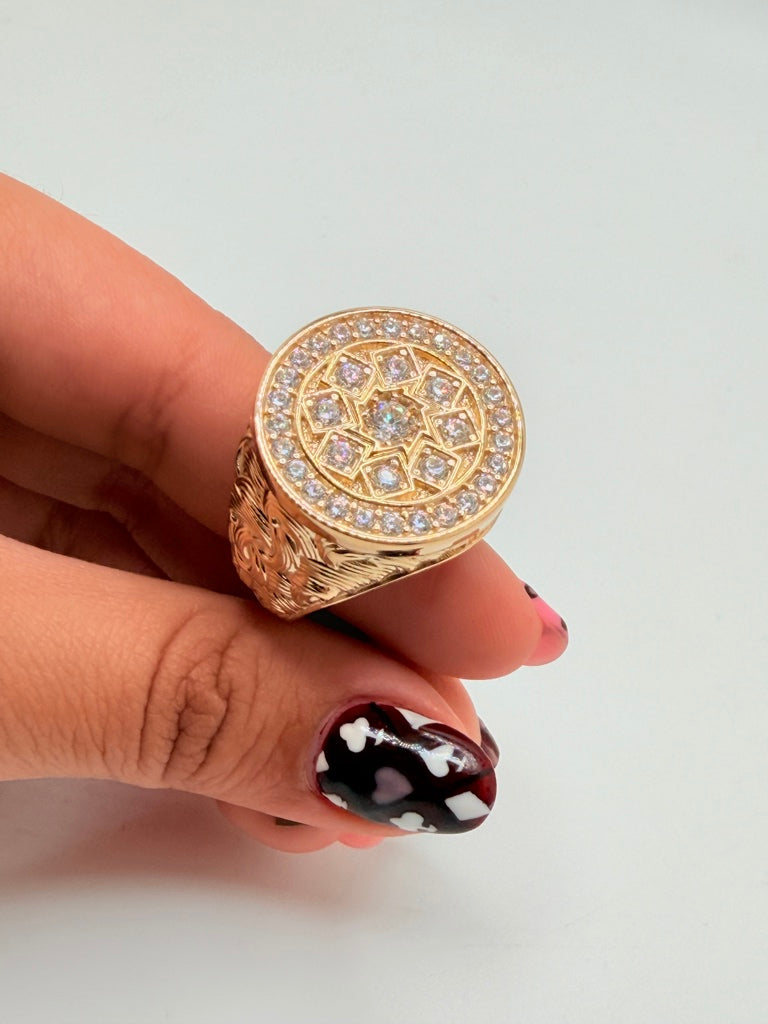 Anillo H 10K Zirconia Weight 13.3 g