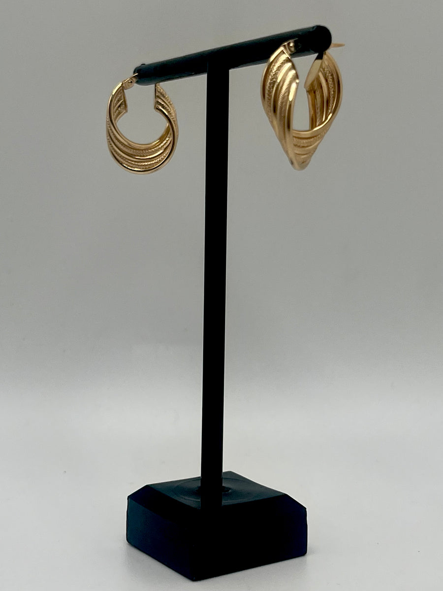 10K Hoop Earrings  2.9