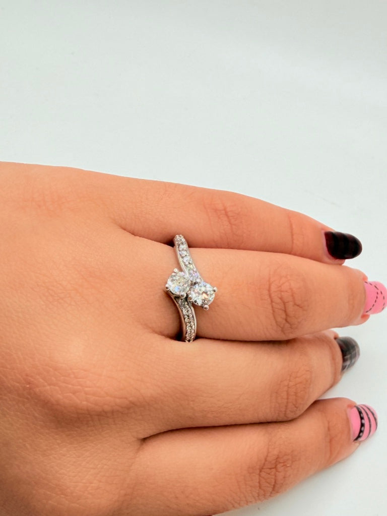 Diamantes 14K Diamantes Weight 4.3 g