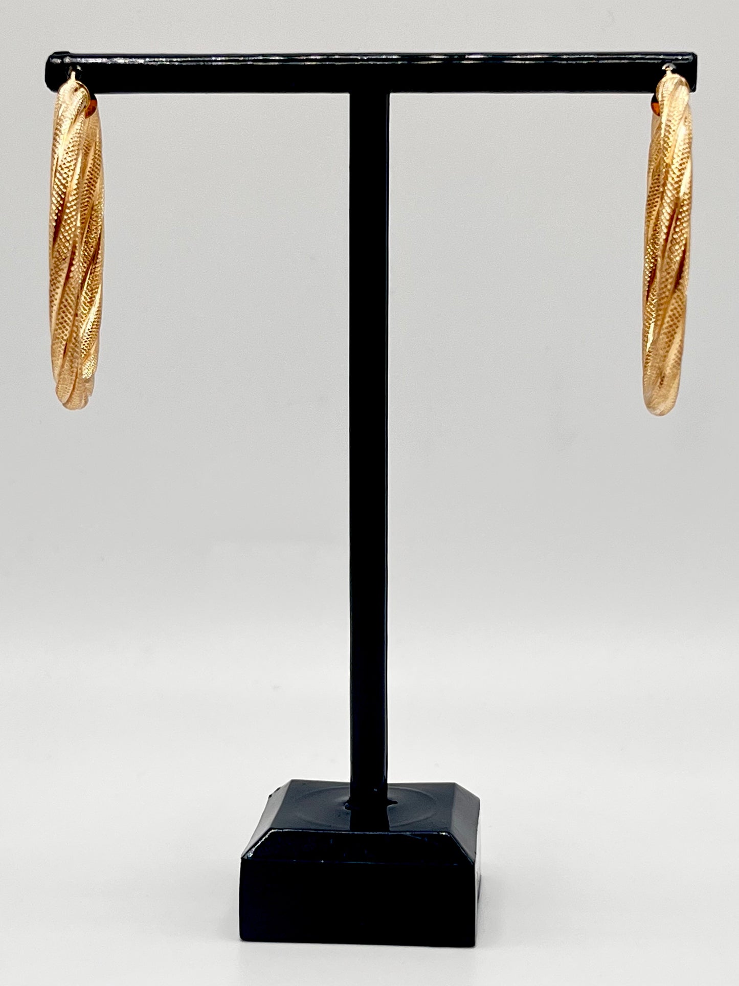 10K Hoop Earrings  4g