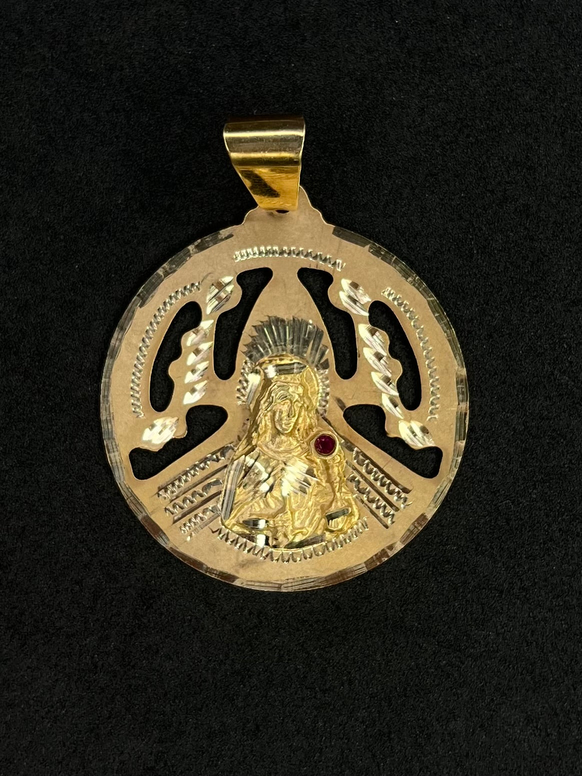 Dije de Santa Barbara  14K