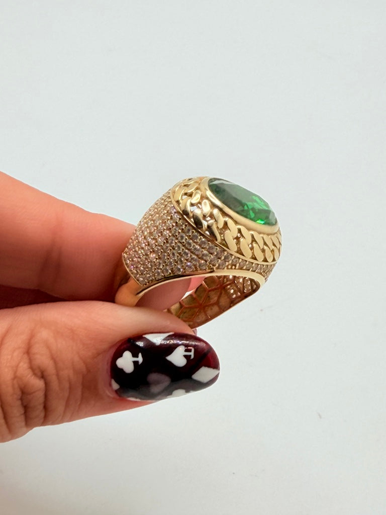 Anillo H 10K Zirconia Weight 7.6 g