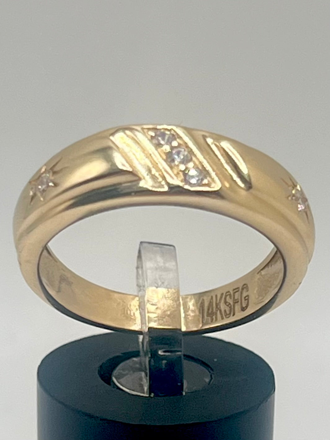 Men’s Engagement Ring 14K  6.8 g