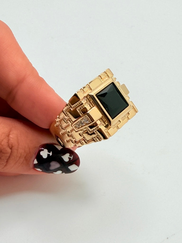 Anillo H 10K Zirconia Weight 10.2 g