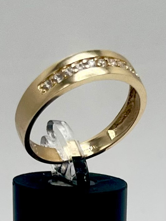 Engagement Ring 14K  10.4 g