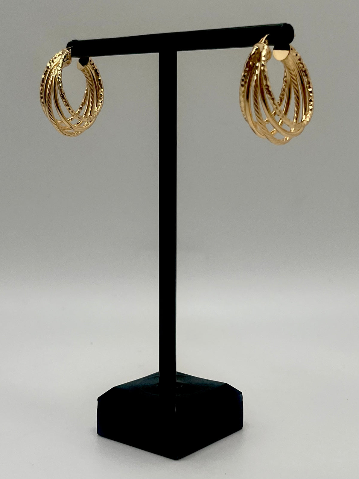 10K Hoop Earrings 3.4 g