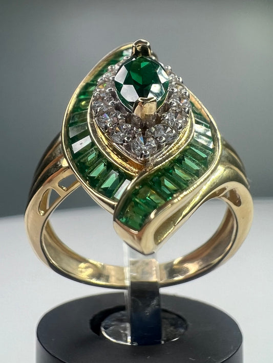 14K Green Stone Women's Ring