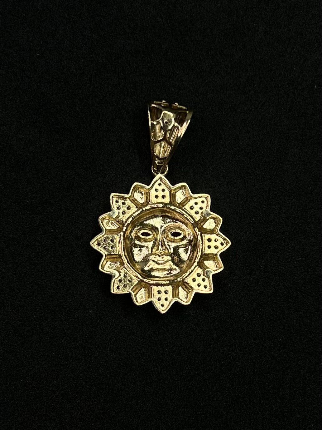 Dije de Sol 14K 5.1 g