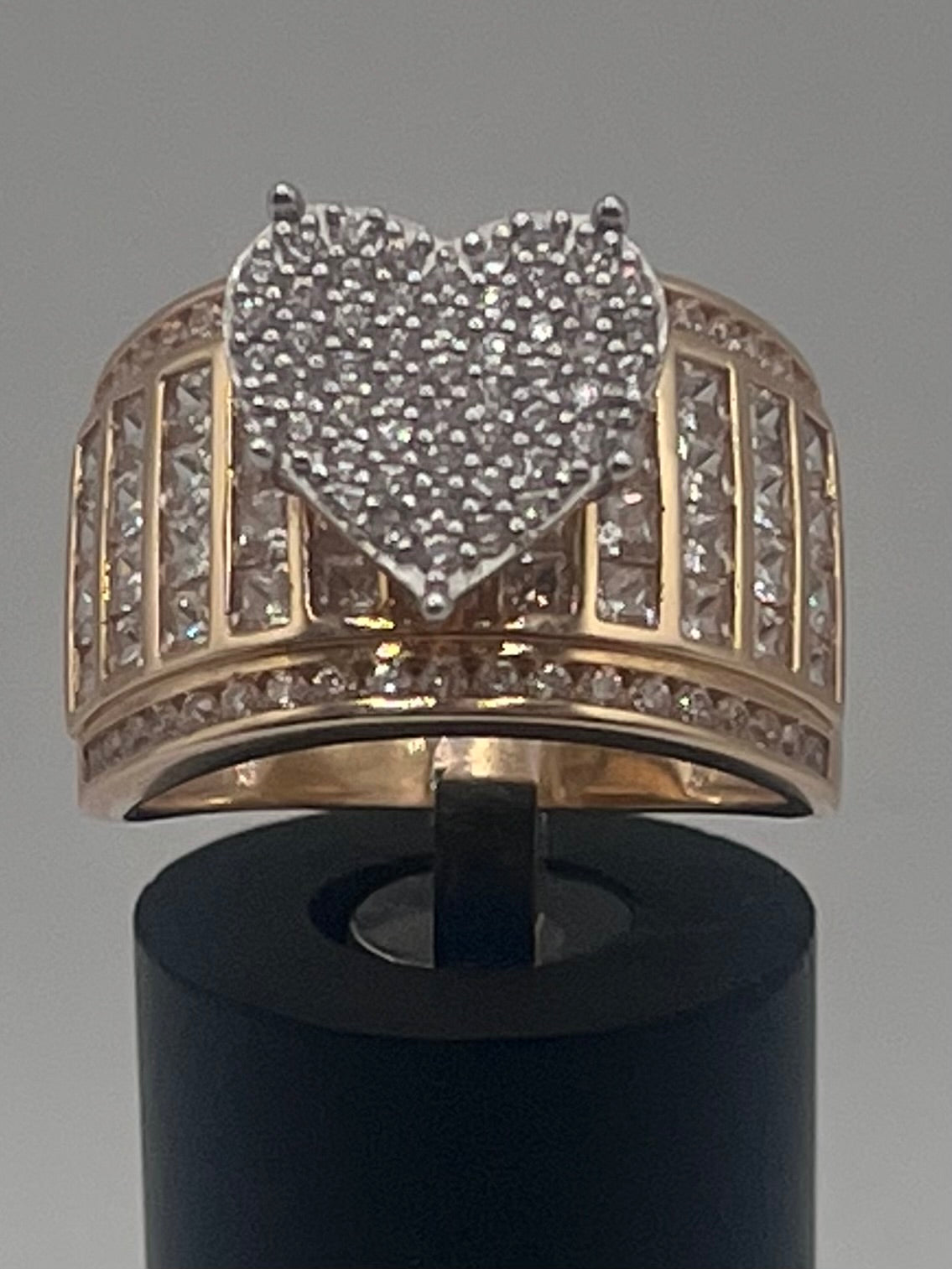 14k Ring 8.7  g
