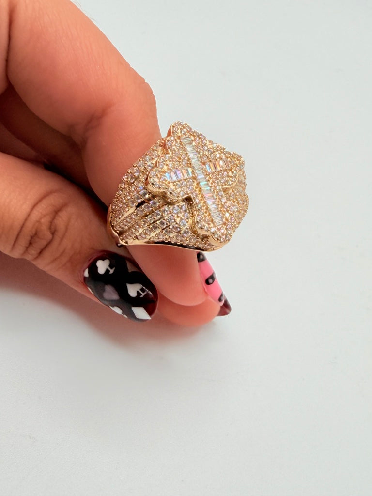 Anillo H 10K Zirconia Weight 9.5 g