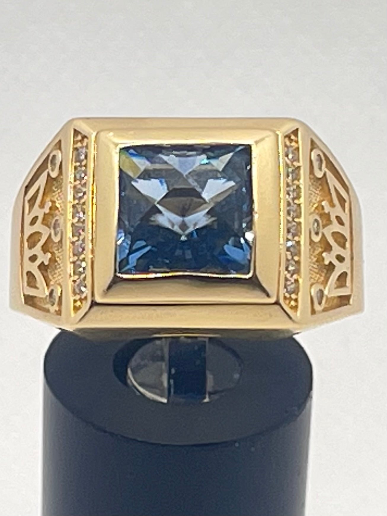 14K Ring  12.7 g