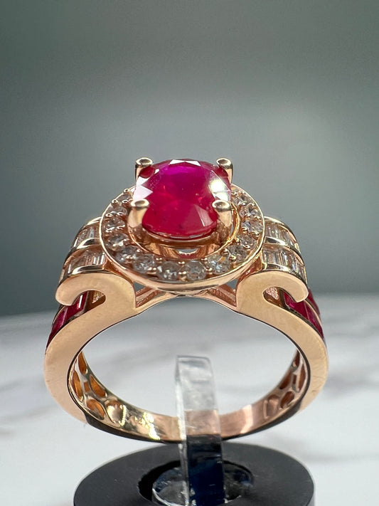 Anillo de Mujer de Rubi y Diamantes 14K