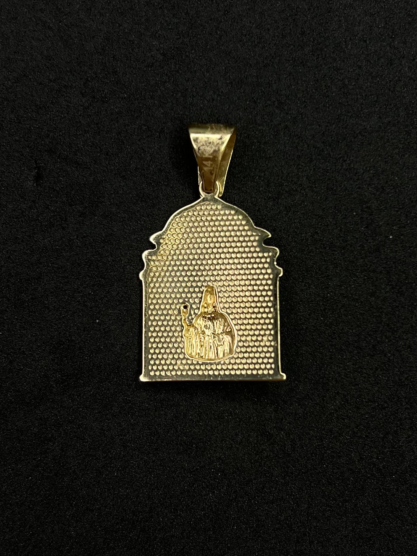 Dije de Santa Barbara 14K 4.3g