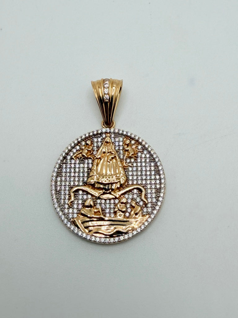 Dije 14K Zirconia Weight 6.4 g