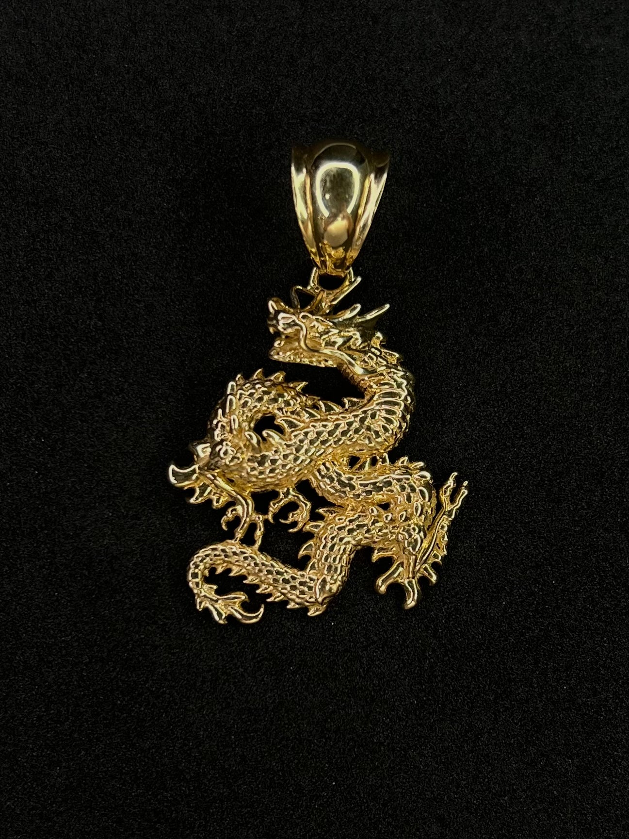 Dije de Dragón 14K 8.3g