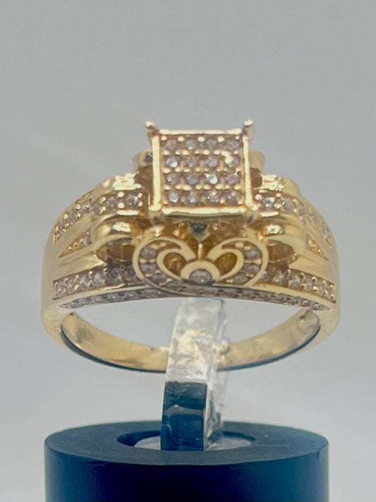 Women’s Engagement Ring 14K  5.9 g