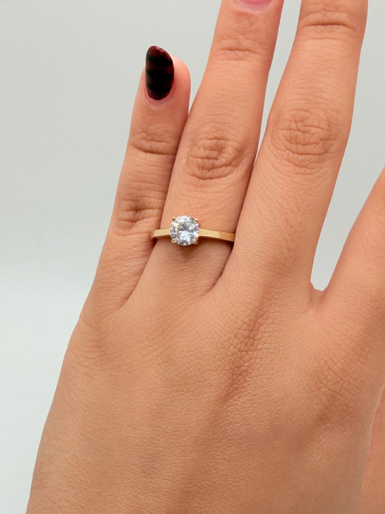 Anillos De Compromiso 10K Zirconia Weight 3.3 g