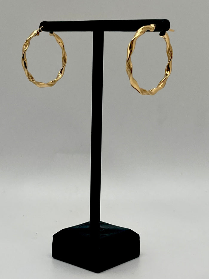 10K Hoop Earrings 1.8 g