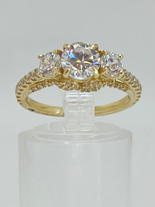 10K Engagement Ring 2.9 g