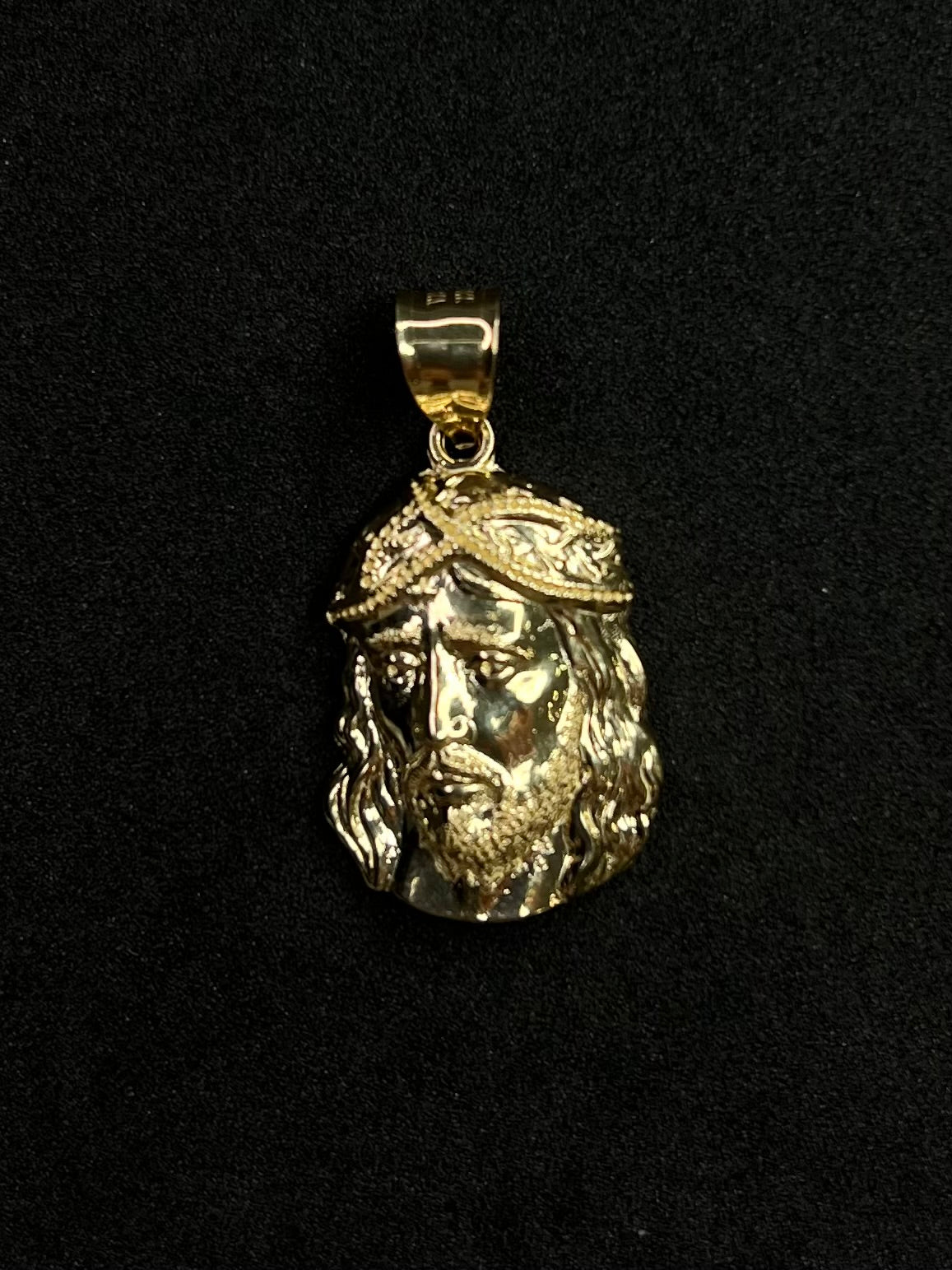 Dije de Cristo 14K 2.4g