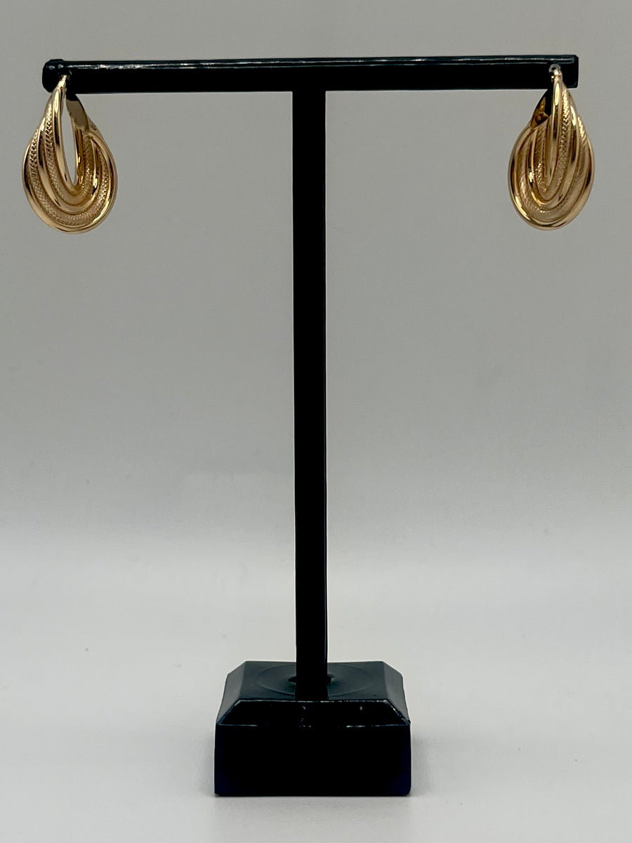 10K Hoop Earrings  2.9