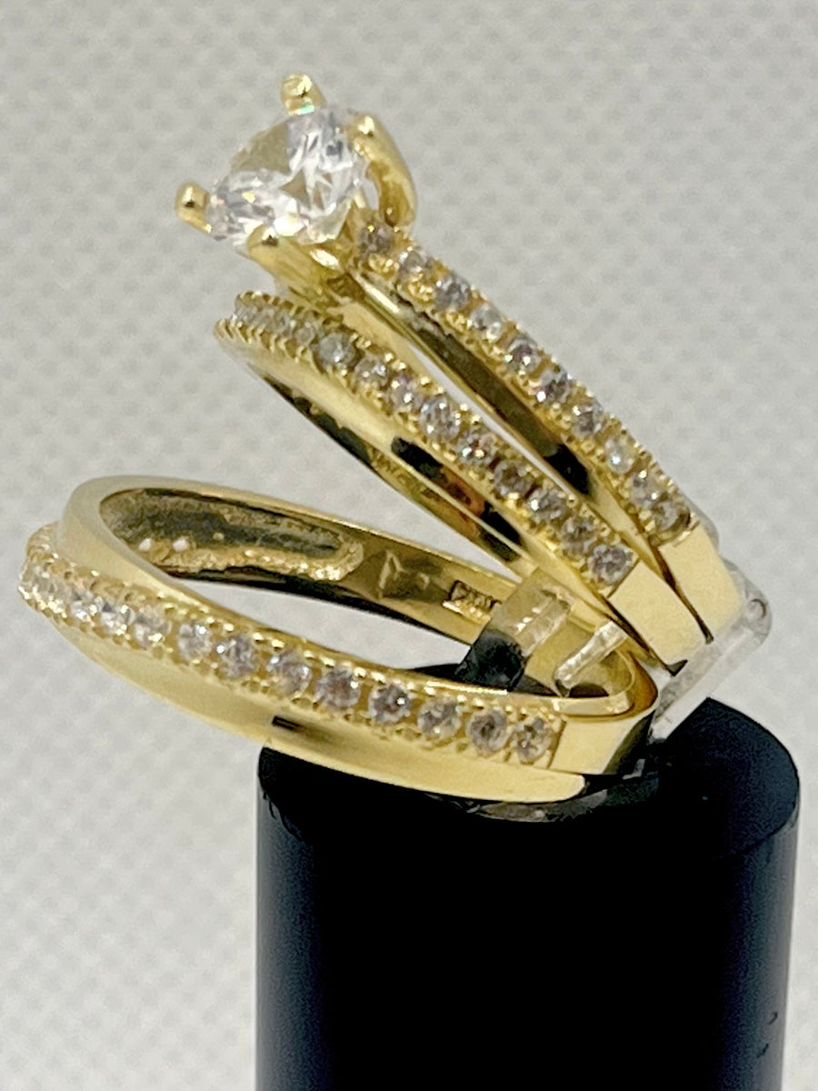 Engagement Rings 10K  7.1 g