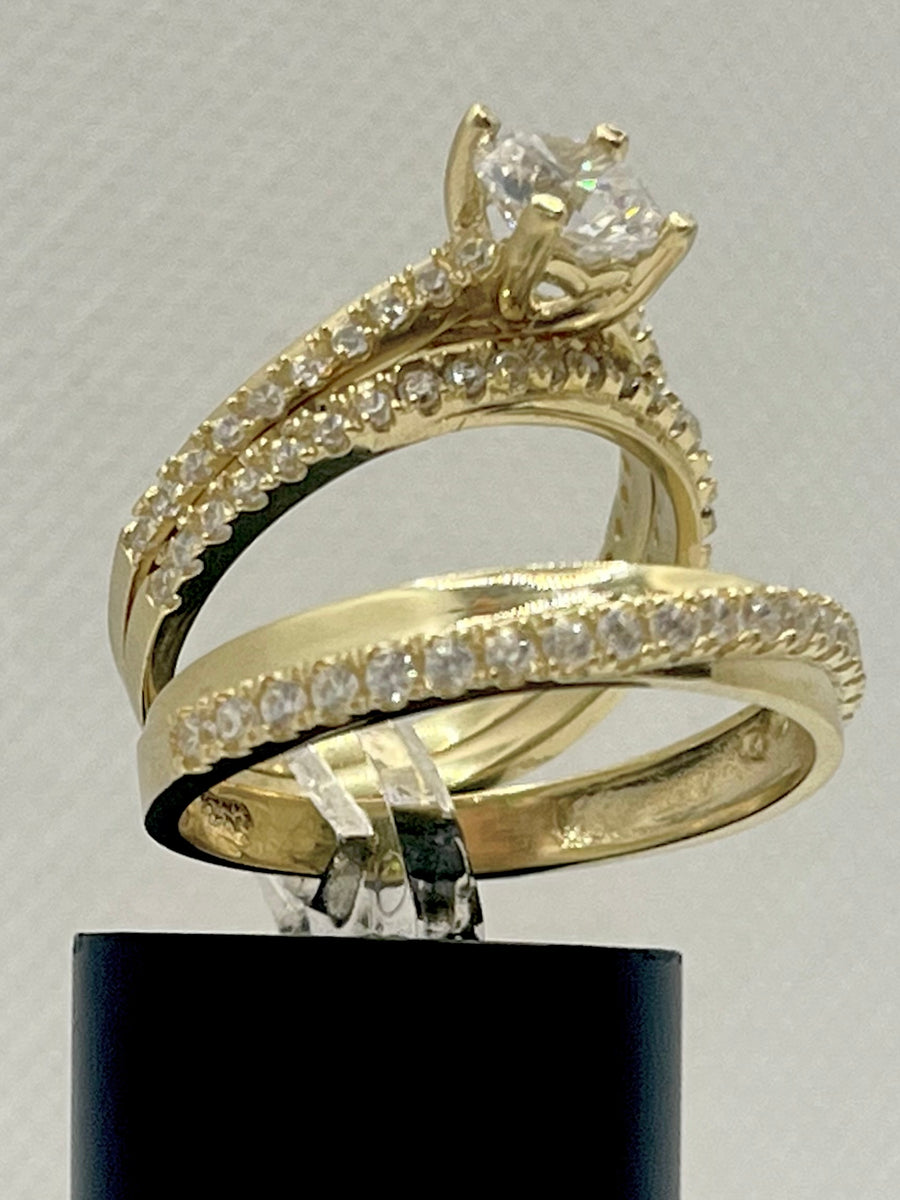 Engagement Rings 10K  7.1 g