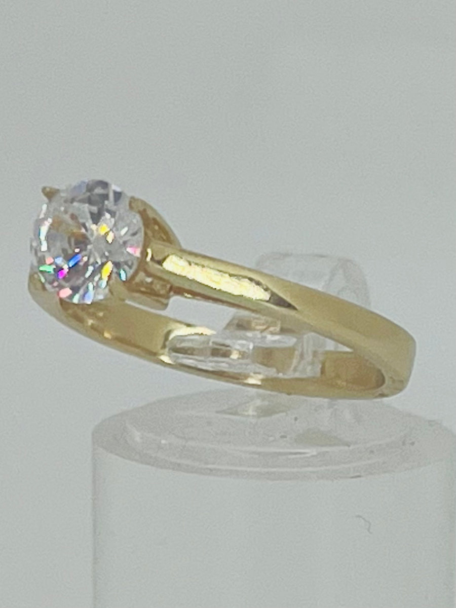10K Engagement Ring 3.3 g