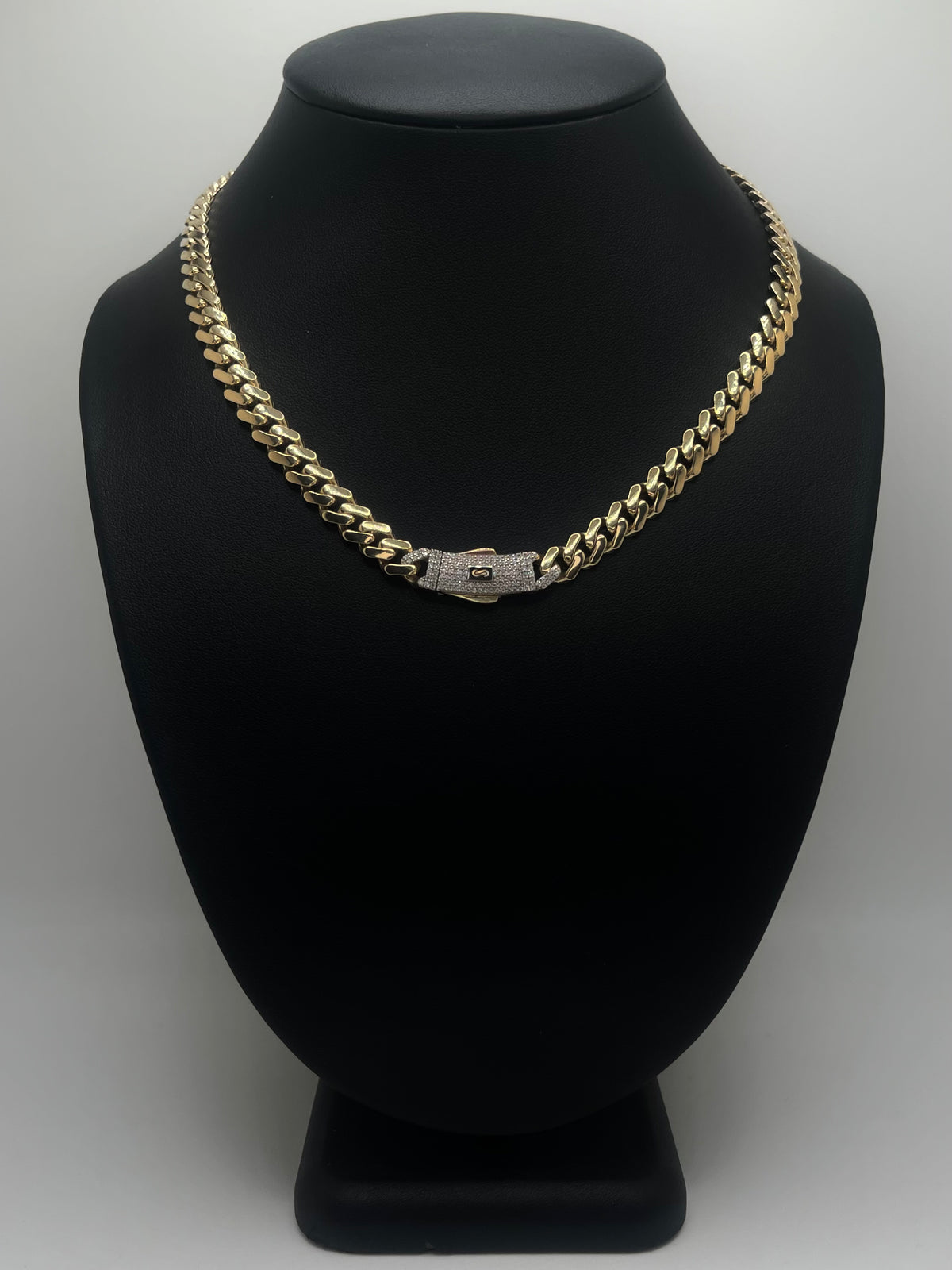 Monaco Chain Classic Pavé Lock 10K 18.4 g