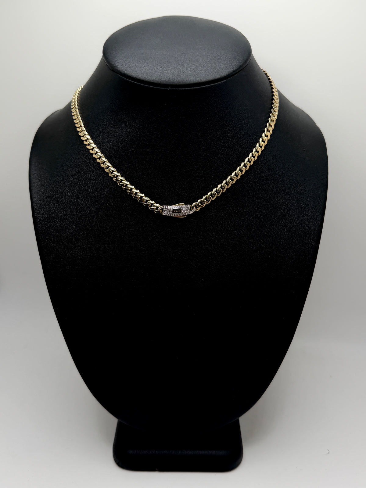Monaco Chain Classic Pave Lock 10K 10.1 g