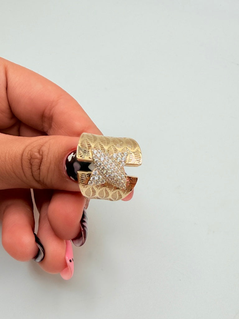 Anillo M 10K Zirconia Weight 3.4 g