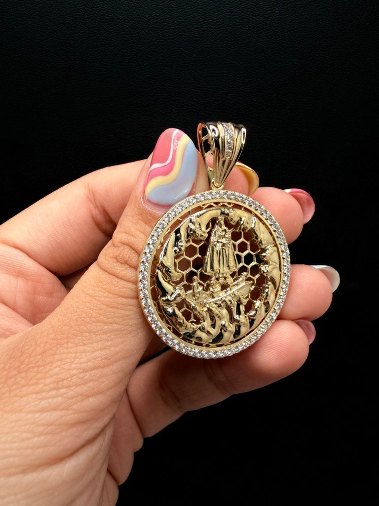 Dije 10K Zirconia 7.5 g