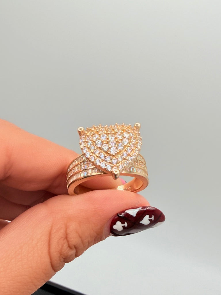 Anillos De Compromiso 10K Zirconia Weight 6.8 g