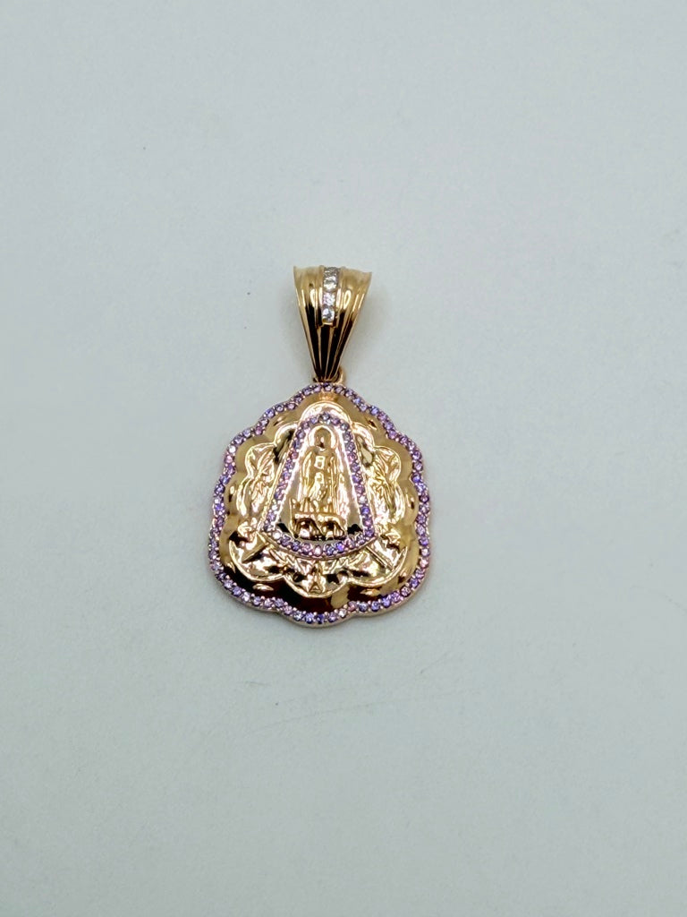 Dije 10K Zirconia Weight 4.4 g