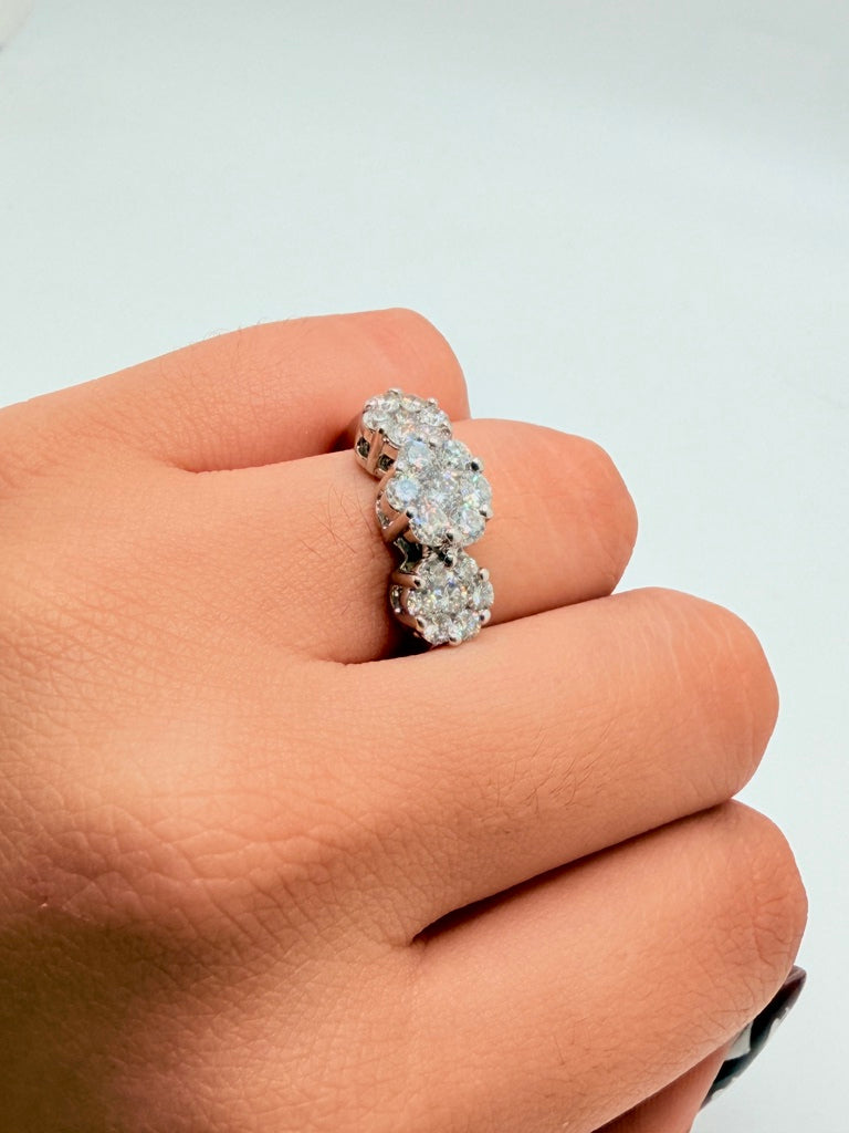 Diamantes 14K Diamantes Weight 5.4 g