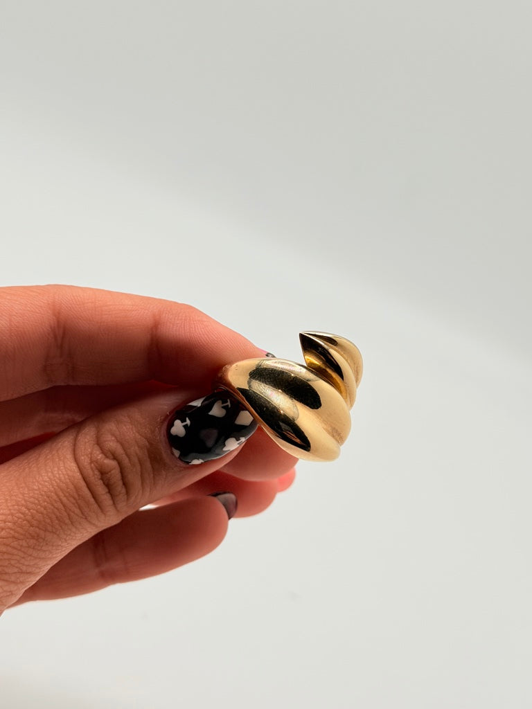 Anillo M 10K Weight 3 g