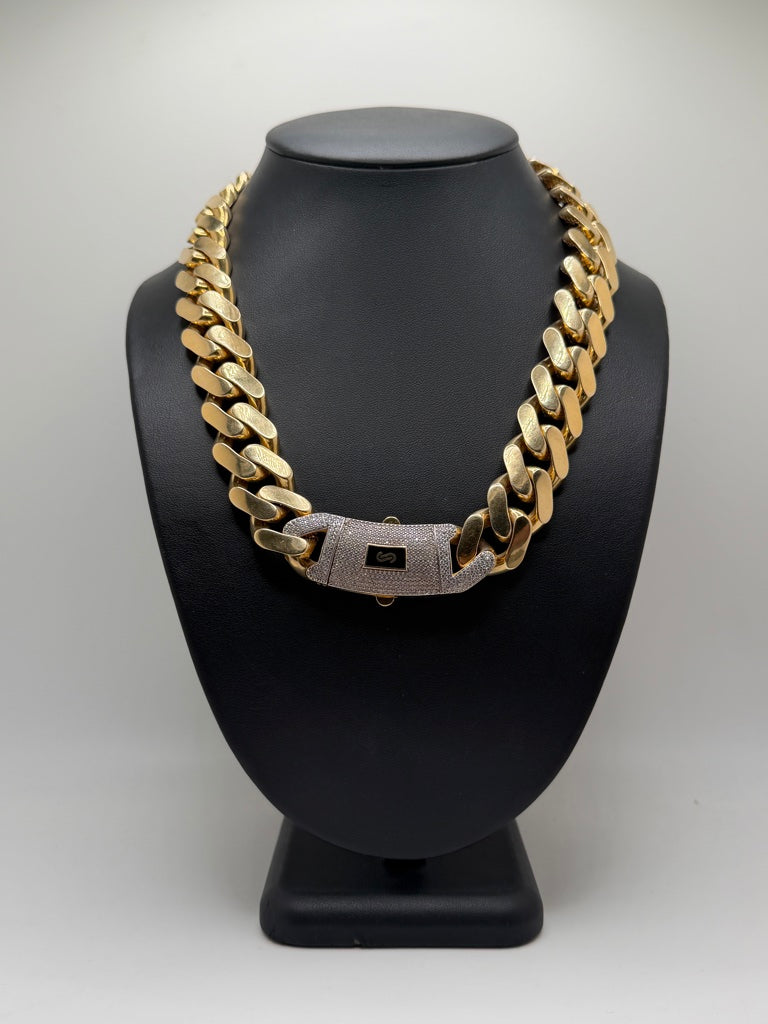 Cadena Monaco 14K Zirconia Weight 88.5 g