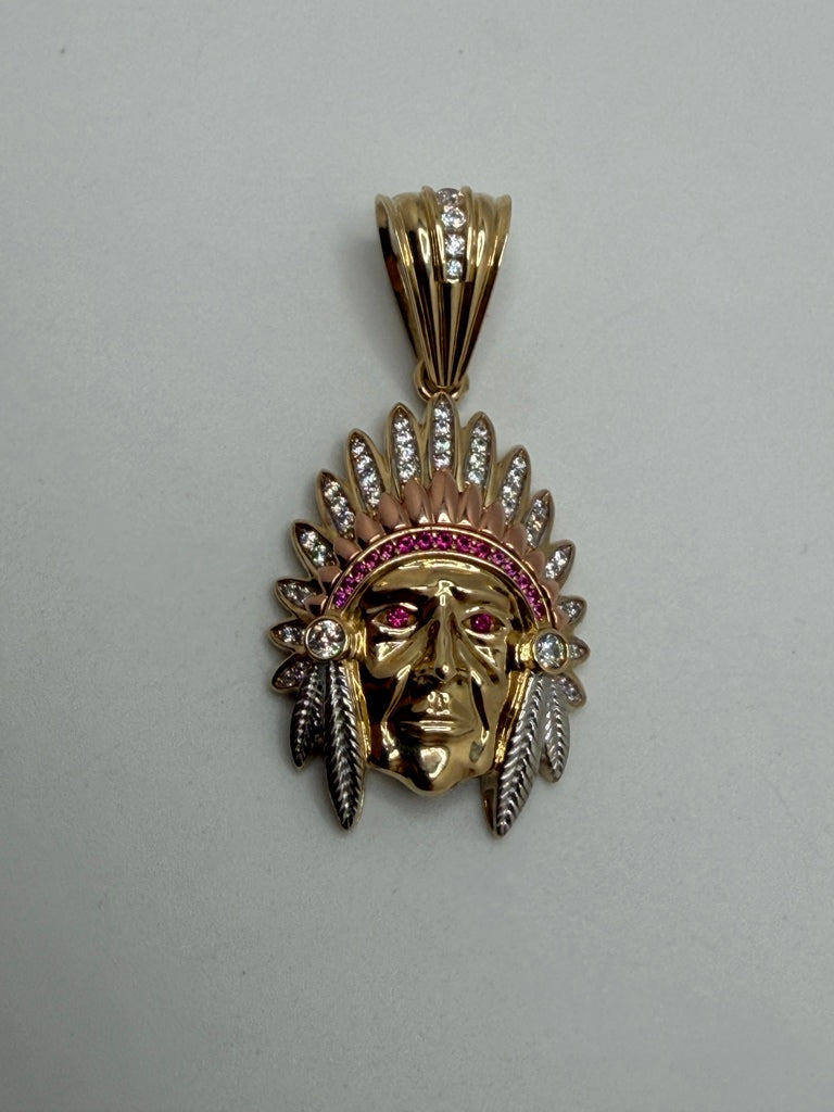 Dije 10K Zirconia Weight 11.1 g